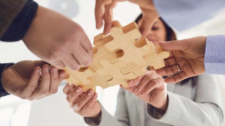 Goldene Regeln für die Teamarbeit: So gelingt der gemeinsame Erfolg-Für Arbeitnehmer